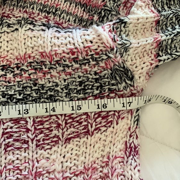 Anthropologie sparrow alma turtleneck - Picture 8 of 9